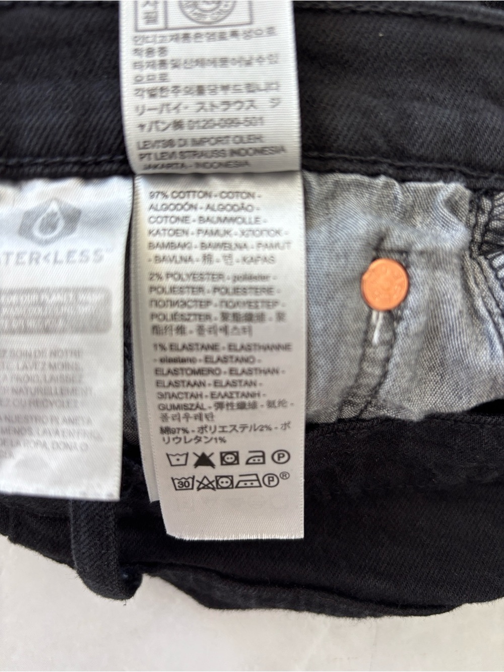 Levi's WEDGIE STRAIGHT ANKLE JEANS black W26 L30 - Picture 9 of 9
